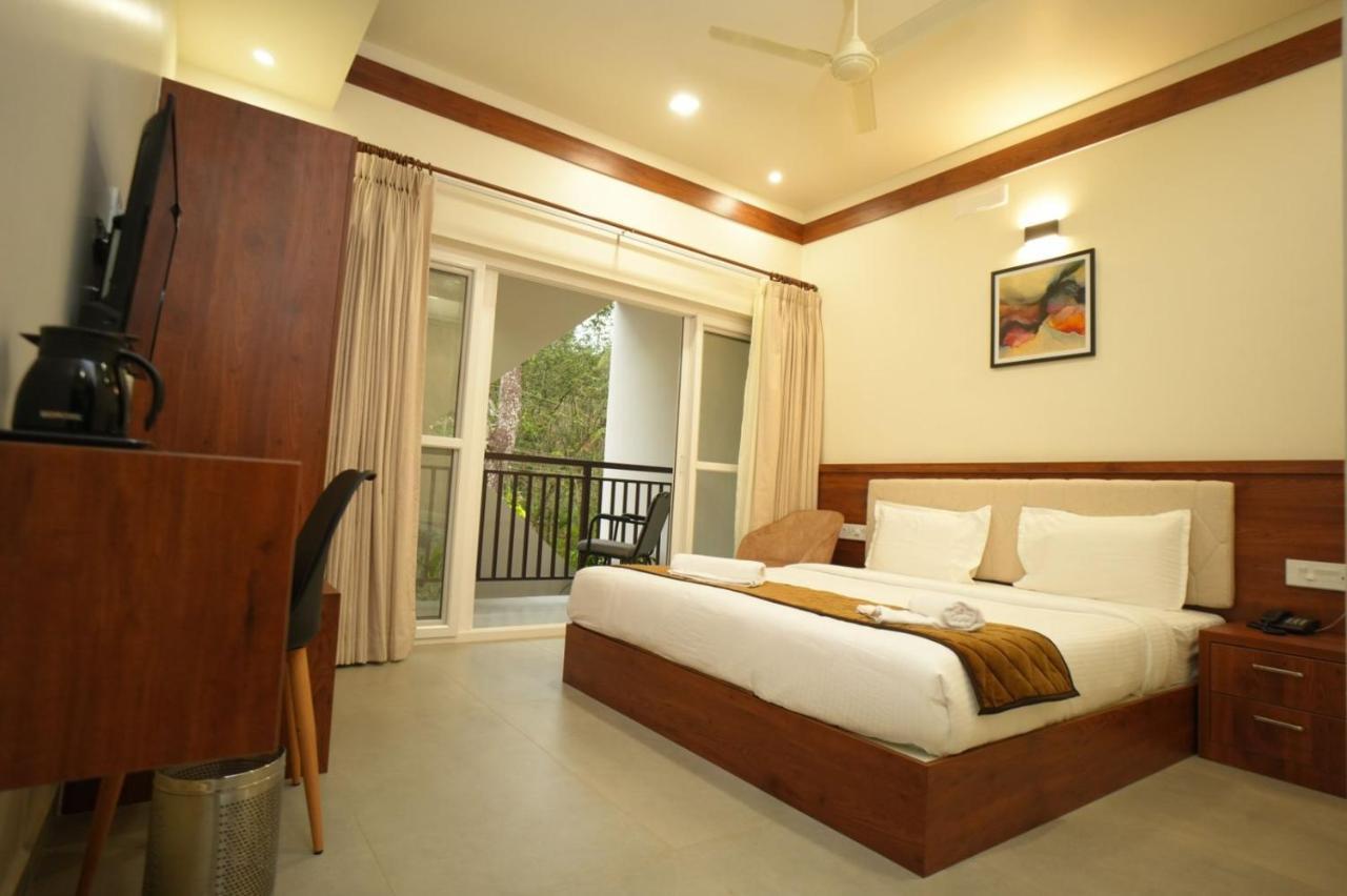 Hotel Royalton Residency Mundakāyam Zewnętrze zdjęcie