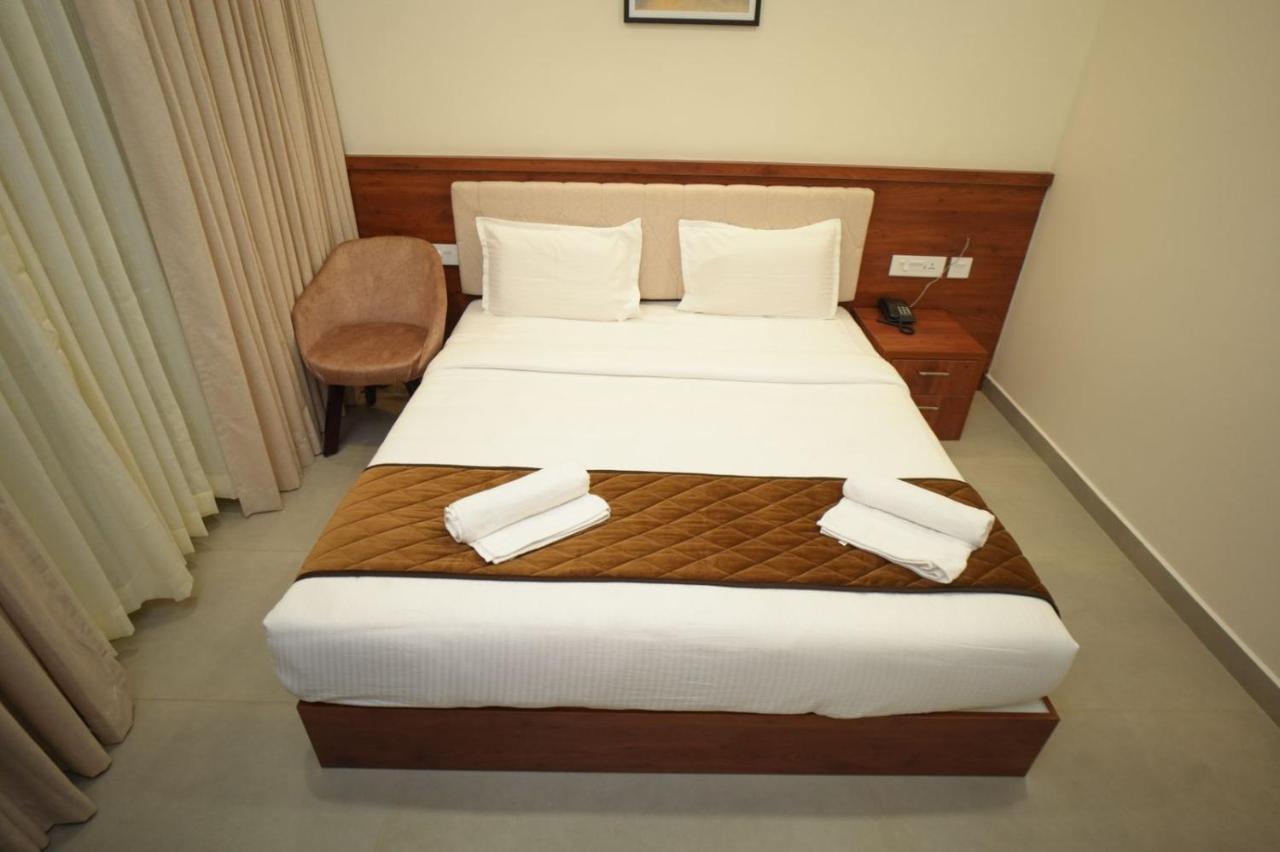 Hotel Royalton Residency Mundakāyam Zewnętrze zdjęcie