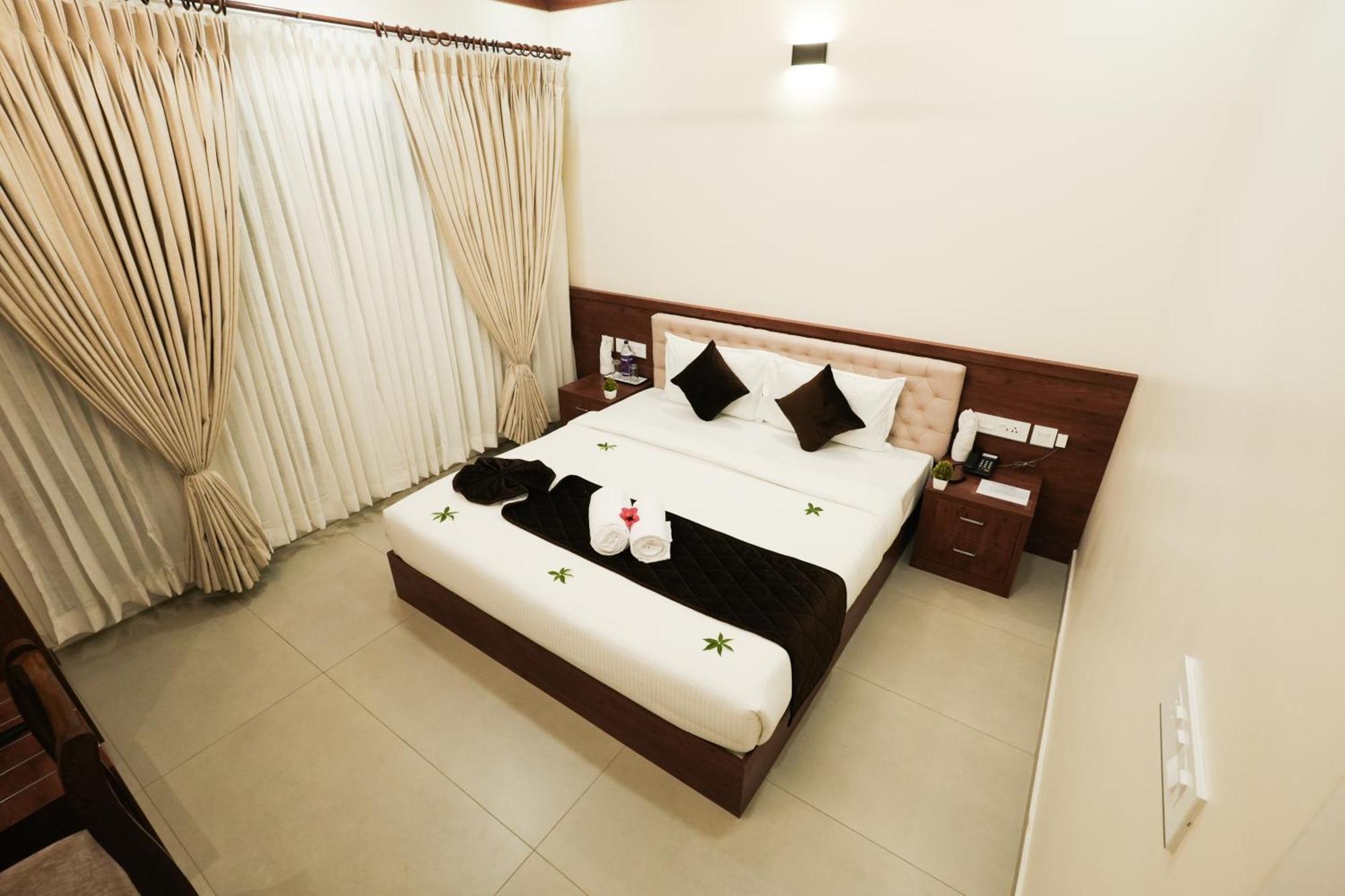 Hotel Royalton Residency Mundakāyam Zewnętrze zdjęcie